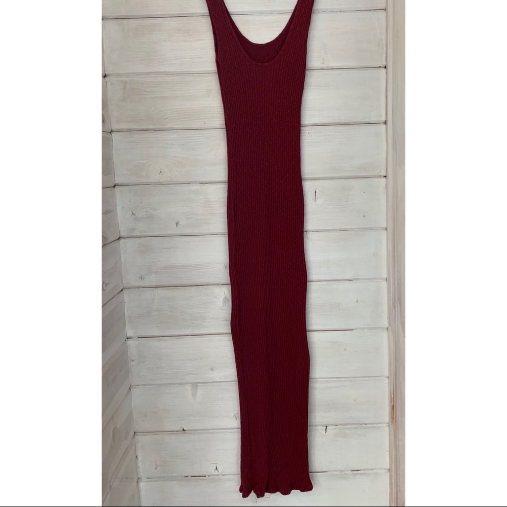 Tight brick red long dress